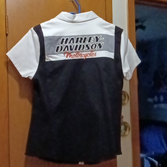 Gorgeous Harley Davidson blouse with tag - Picture 2 of 3